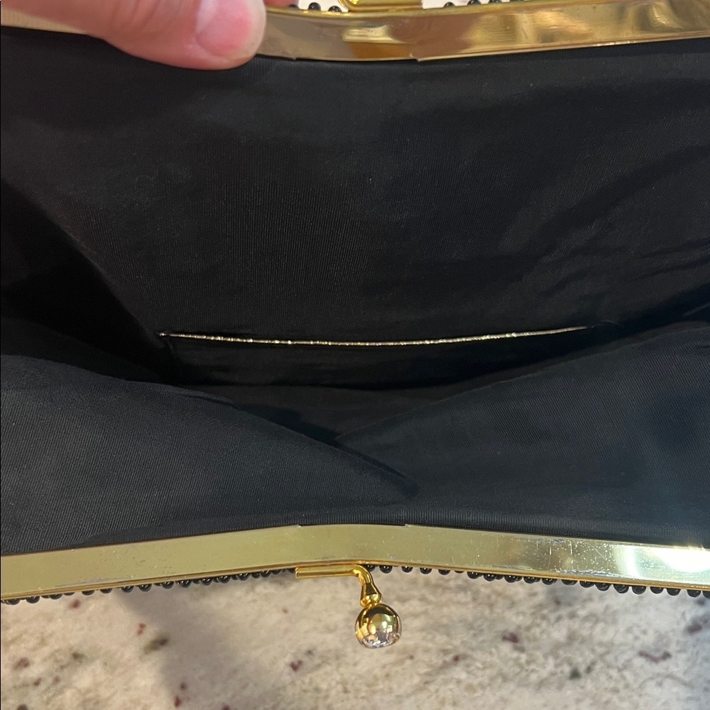 Elegant Black BeadedClutch Bag - Picture 6 of 7